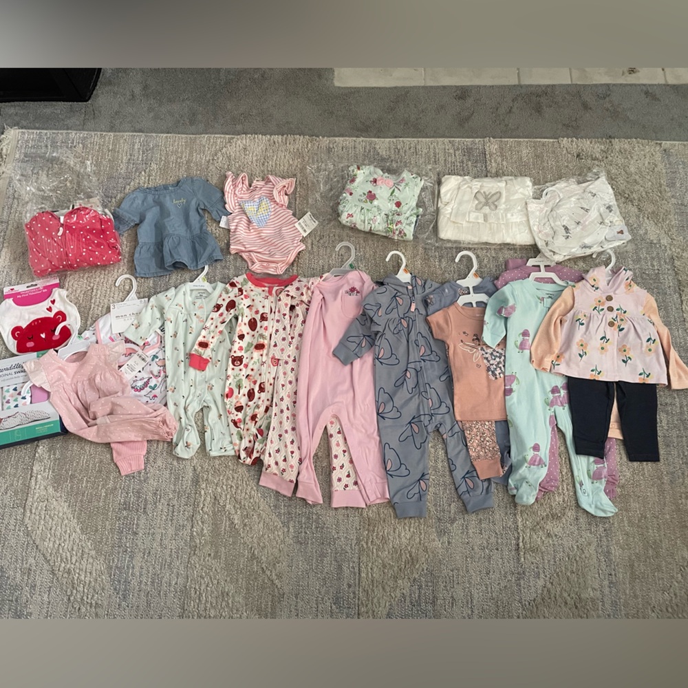 Assorted Baby Clothing Set. New! Newborn-18 months.